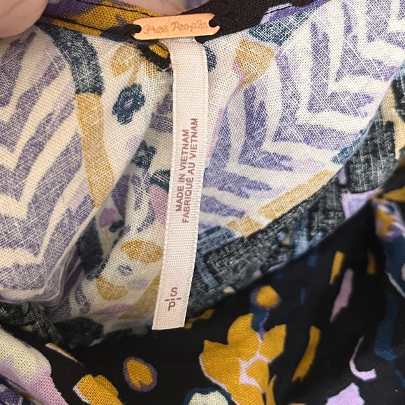 Free People NWT Women's Summer in Tulum Tunic Shirt Top Purple Floral Size Small - Picture 13 of 15